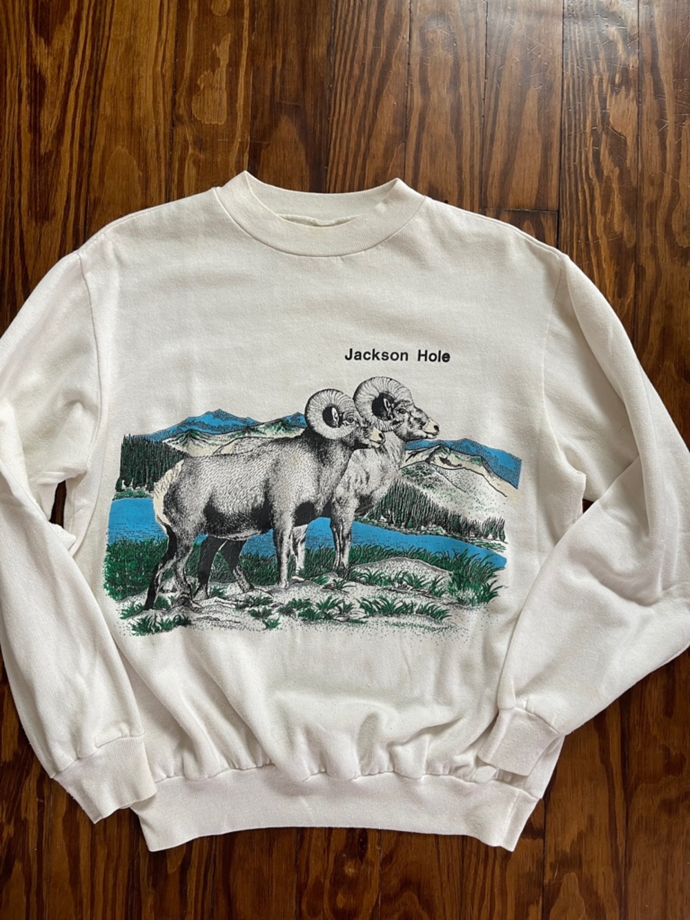 VTG Jackson Hole White Crewneck Sweatshirt with Ram Graphic